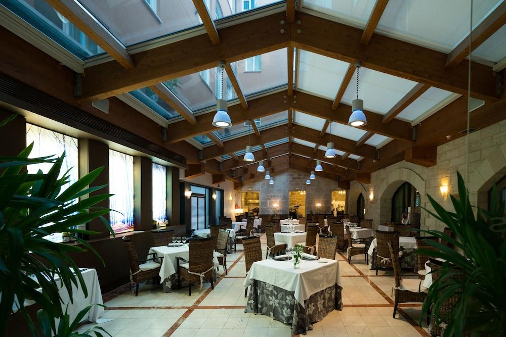 Rice Palacio De Los Blasones Burgos Ngoại thất bức ảnh