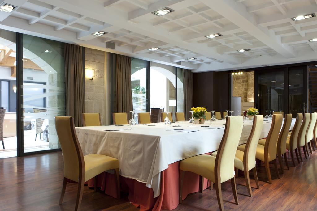 Rice Palacio De Los Blasones Burgos Ngoại thất bức ảnh